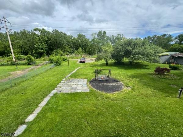 15 Van Dunk Ln, Ringwood Boro, NJ 07456