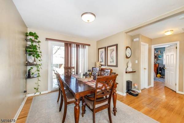 38 George St, Saddle Brook Twp., NJ 07663