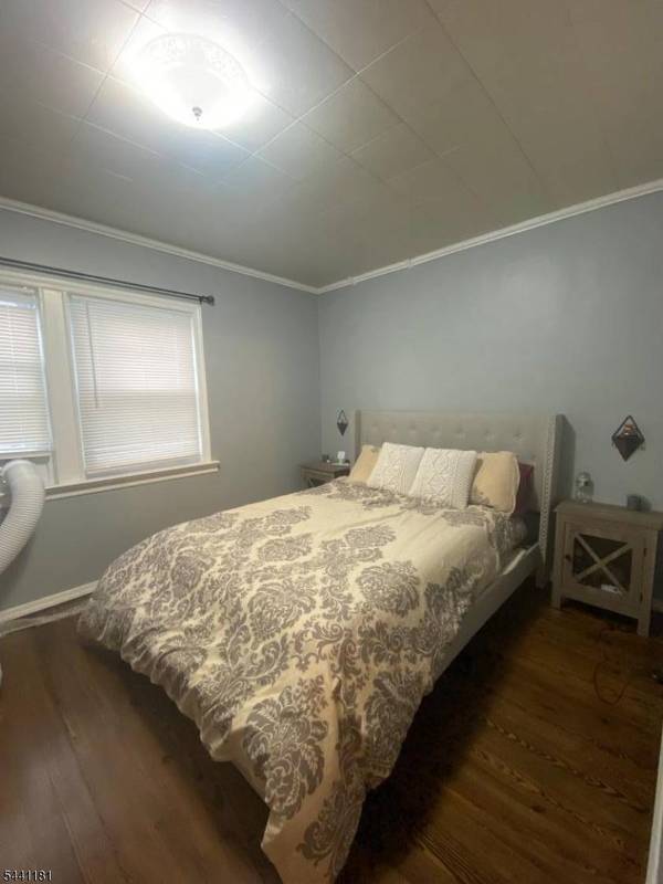 83 E 9Th St #2, Clifton City, NJ 07011
