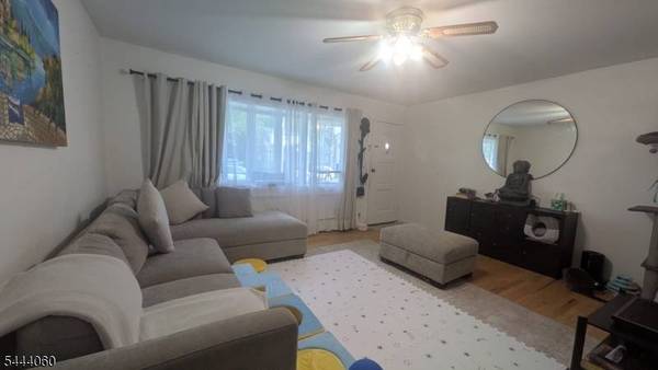 100 E 7Th St, Clifton City, NJ 07011