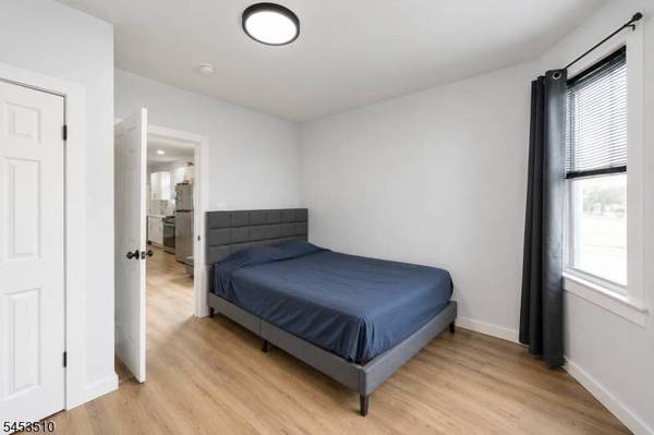 484 Prospect St, East Orange City, NJ 07017