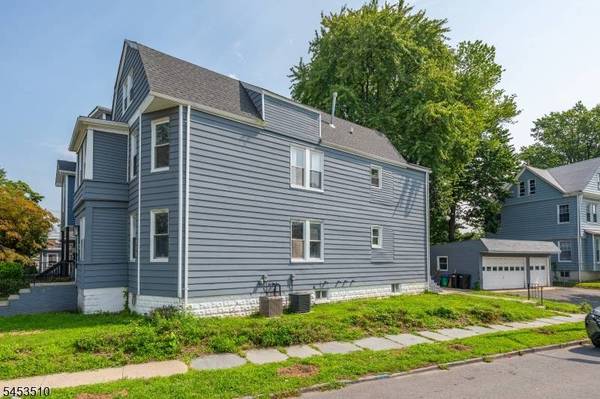 484 Prospect St, East Orange City, NJ 07017