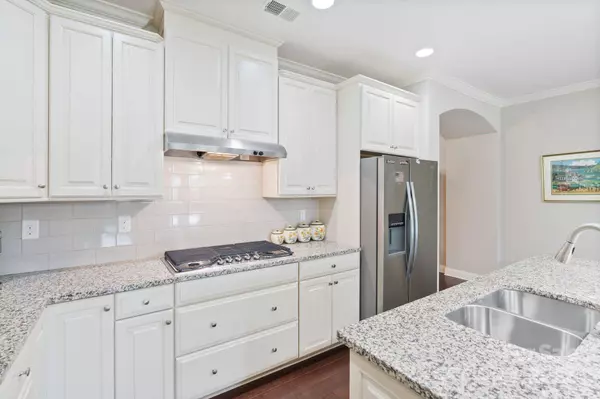 1001 Manorwyck Farms DR, Waxhaw, NC 28173