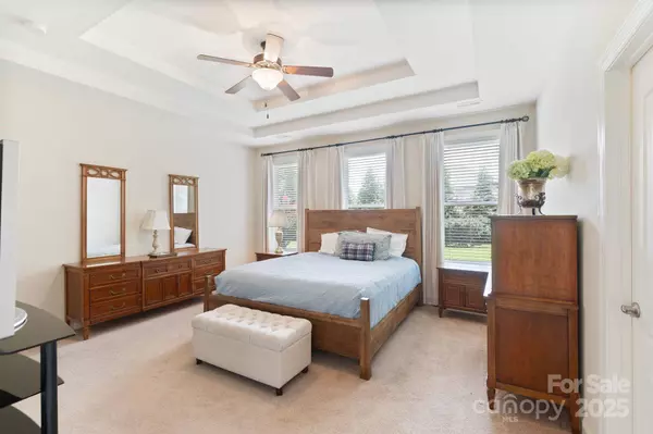 1001 Manorwyck Farms DR, Waxhaw, NC 28173