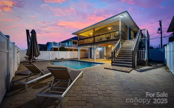 307 53rd AVE N, North Myrtle Beach, SC 29582