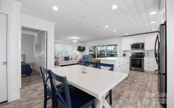 307 53rd AVE N, North Myrtle Beach, SC 29582