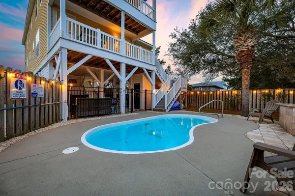 120 Rainbow DR, Murrells Inlet, SC 29576