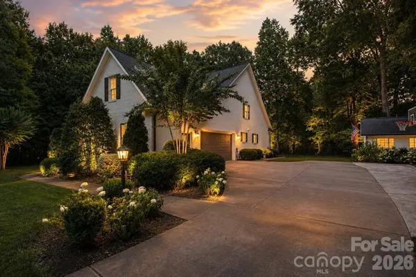 611 Pacer LN, Marvin, NC 28173