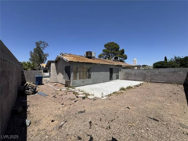 6723 Oak Valley DR, Las Vegas, NV 89103