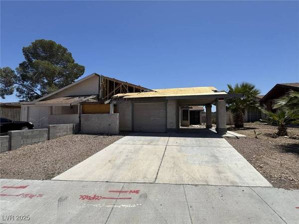 6723 Oak Valley DR, Las Vegas, NV 89103