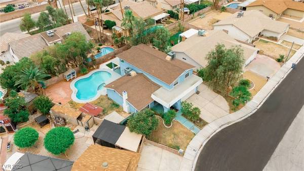 3675 Winner DR, Las Vegas, NV 89120