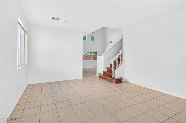 896 Clear Diamond AVE, Las Vegas, NV 89123