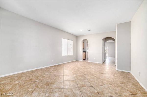 4020 Spring Line ST, North Las Vegas, NV 89032