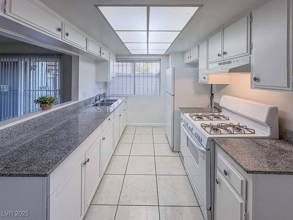 1405 Vegas Valley DR #281, Las Vegas, NV 89169