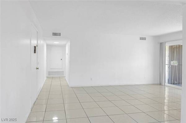 1405 Vegas Valley DR #281, Las Vegas, NV 89169
