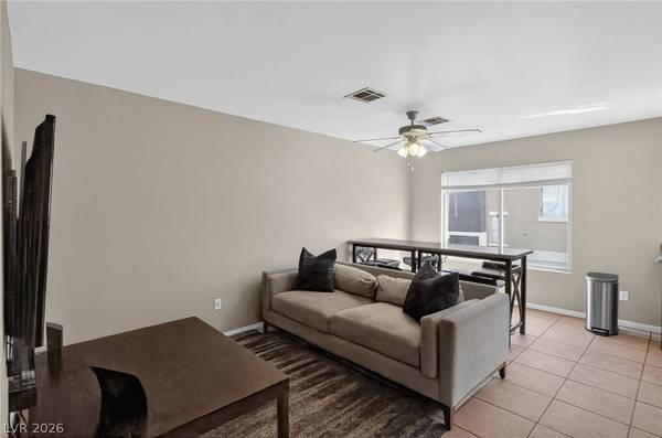 2752 Fountain Vista LN, Henderson, NV 89074