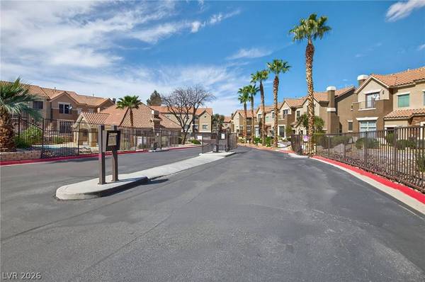 2752 Fountain Vista LN, Henderson, NV 89074