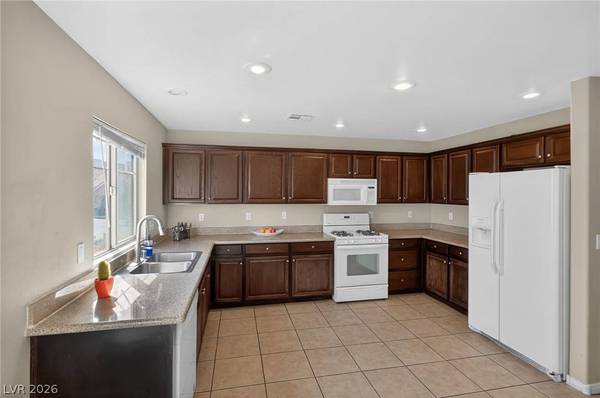 2752 Fountain Vista LN, Henderson, NV 89074