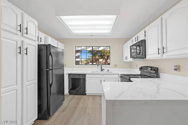 2851 S Valley View BLVD #1195, Las Vegas, NV 89102