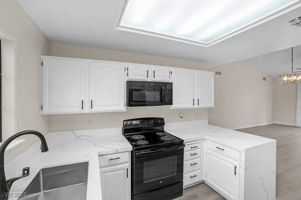 2851 S Valley View BLVD #1195, Las Vegas, NV 89102