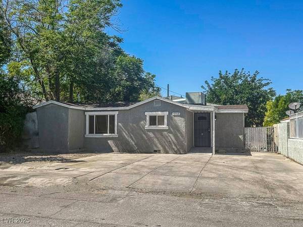 2713 Valley ST, Las Vegas, NV 89101