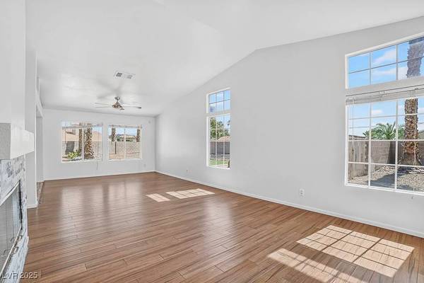 4540 Strato Jet WAY, North Las Vegas, NV 89031