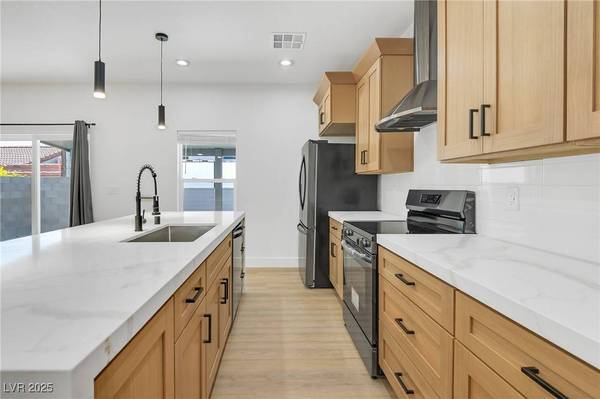 4765 E Cincinnati AVE, Las Vegas, NV 89104