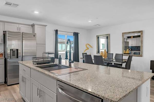 2821 Montage Sun RD #4, Las Vegas, NV 89183