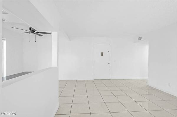 1405 Vegas Valley DR #281, Las Vegas, NV 89169