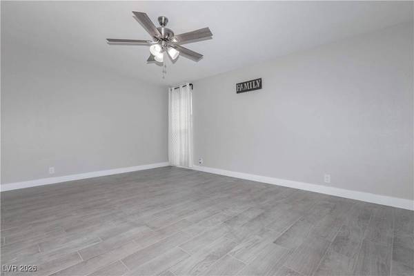 4733 E Harmon AVE, Las Vegas, NV 89121