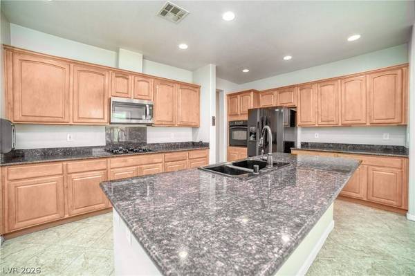 6520 Birdcall ST, North Las Vegas, NV 89084