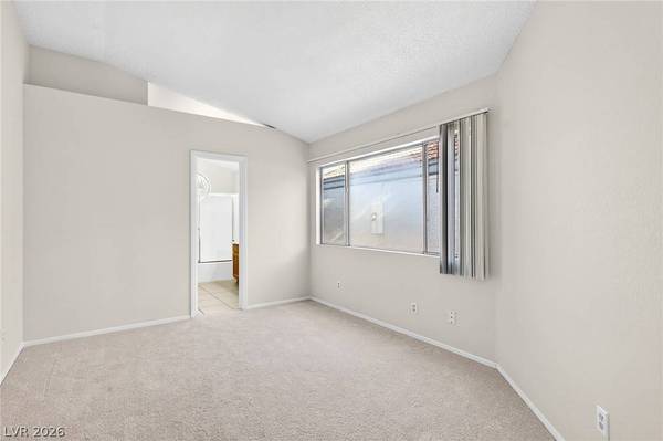 2708 Ironside DR, Las Vegas, NV 89108