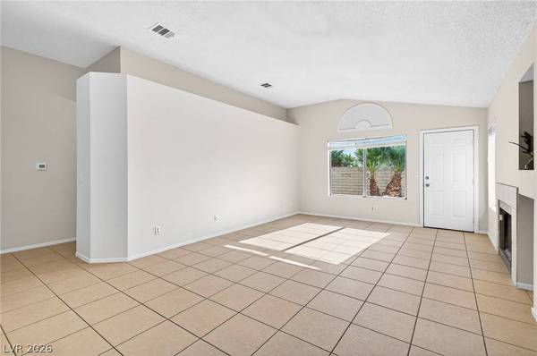 2708 Ironside DR, Las Vegas, NV 89108