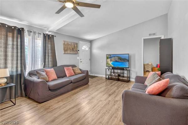 6100 Bluehill AVE, Las Vegas, NV 89156
