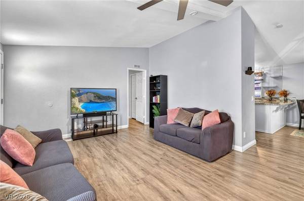 6100 Bluehill AVE, Las Vegas, NV 89156