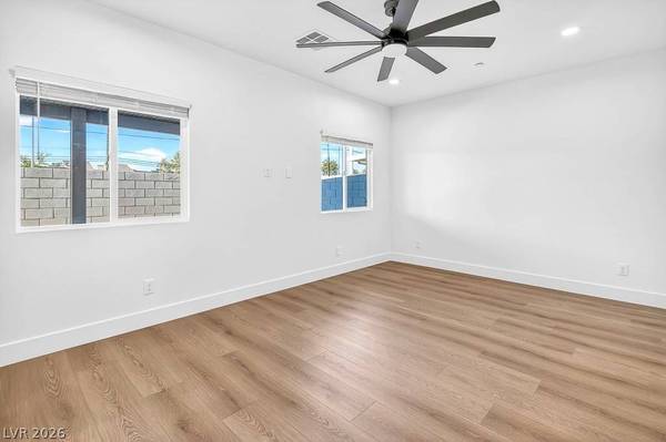 4877 E Cincinnati AVE, Las Vegas, NV 89104