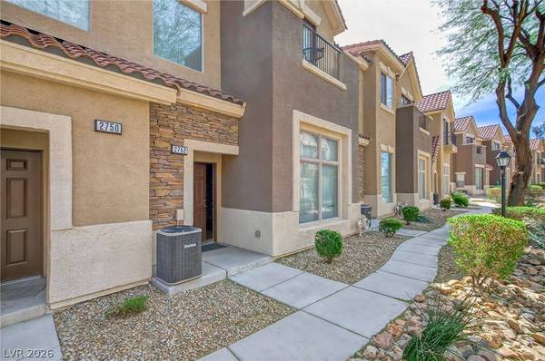 2752 Fountain Vista LN