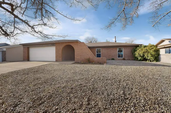 5207 Sooner TRL NW, Albuquerque, NM 87120