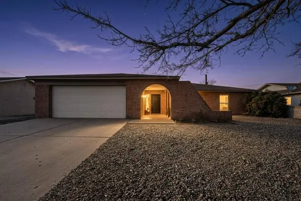 5207 Sooner TRL NW, Albuquerque, NM 87120