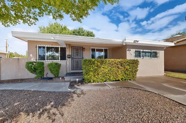 716 Florida ST SE, Albuquerque, NM 87108