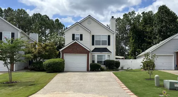 feature image of Britley Park in Woodstock, GA: Small Homes, Big Convenience