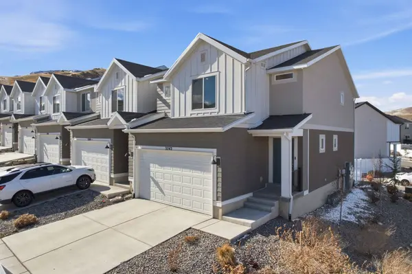 3742 S GOLD BANK DR W #1235, Magna, UT 84044