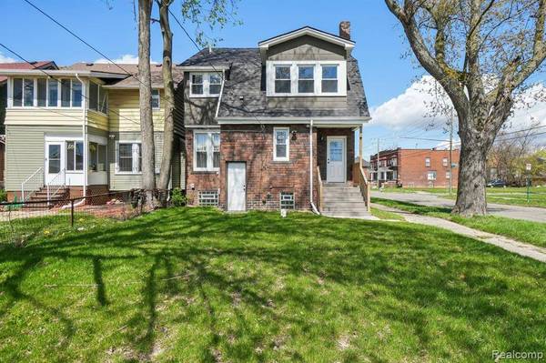 2901 LOTHROP Street, Detroit, MI 48206