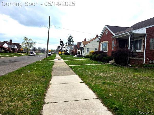 19183 YONKA Street, Detroit, MI 48234