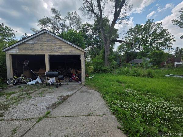 12142 MINDEN Street, Detroit, MI 48205