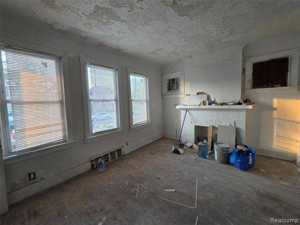 3337 Kendall Street, Detroit, MI 48238