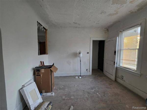 3337 Kendall Street, Detroit, MI 48238