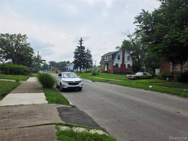 14000 Evergreen Road, Detroit, MI 48223