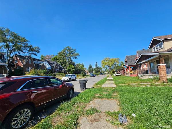 14216 KENTUCKY Street, Detroit, MI 48238
