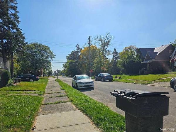 14216 KENTUCKY Street, Detroit, MI 48238